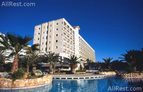 Sandy Beach Hotel 